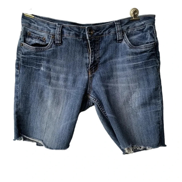 Refuge Women's Juniors Low Rise Cut Off Bermuda Stretchy Jean Shorts, 13R - Picture 11 of 11